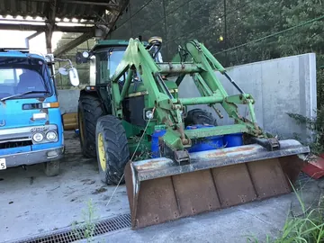 John Deere 3050